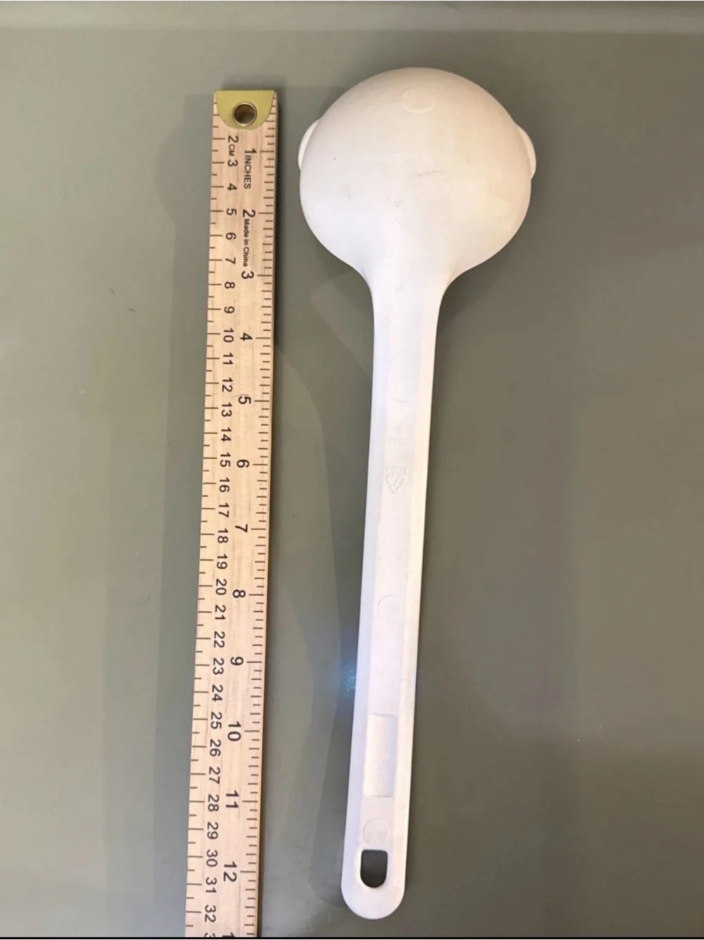 Vintage Rubbermaid Off White Ladle 1975 Nylon Plastic Heavy Duty Double Spout